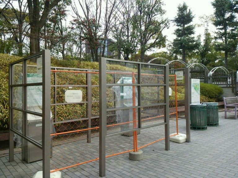 江坂公園喫煙スペース