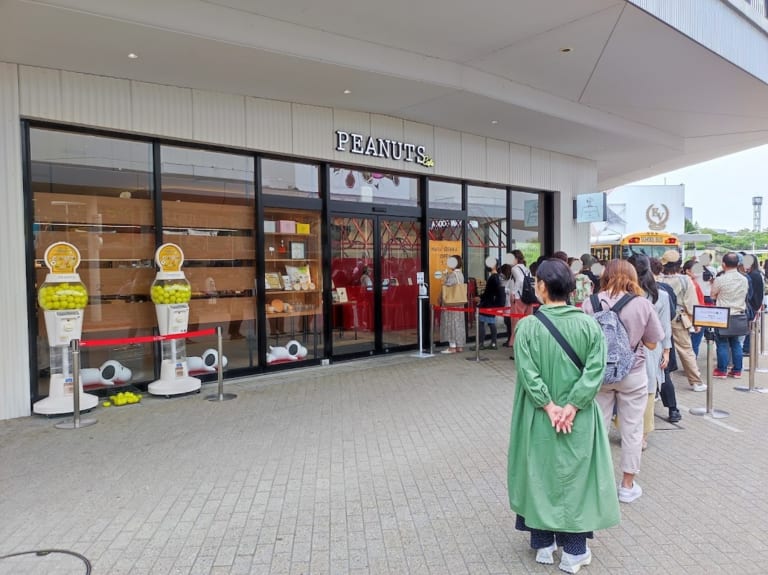 【吹田市】エキスポシティのあの場所にスヌーピーのカフェがオープンしました!!「PEANUTS Cafe 」が大阪初登場!! | 号外NET 吹田